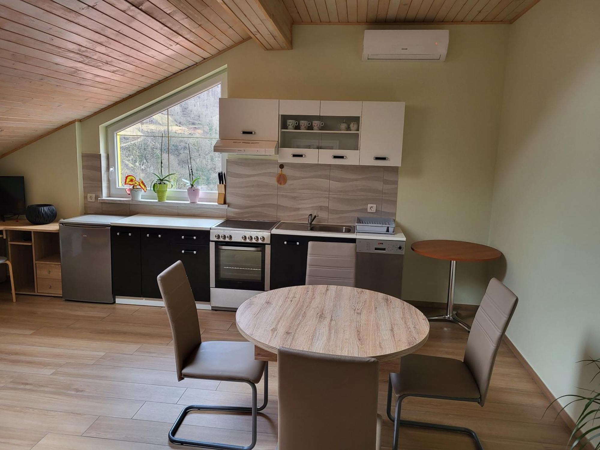 Apartma Jermol Most na Soči Екстериор снимка